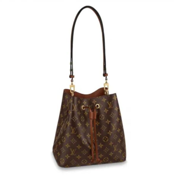 M44887 MEDIUM SHOULDER BAG