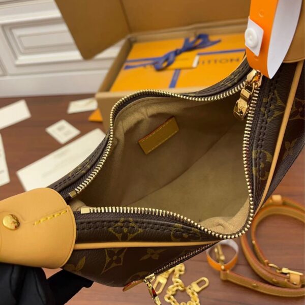 M81098 SHOULDER BAG - Image 9