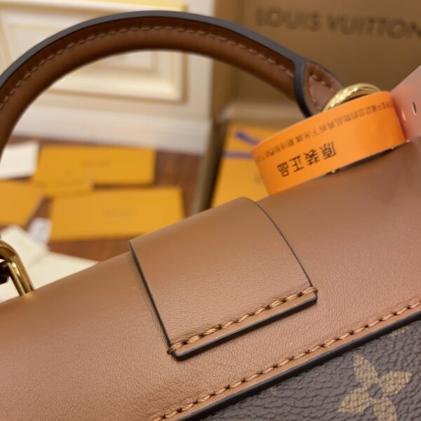 M44654 BB HANDBAG - Image 13