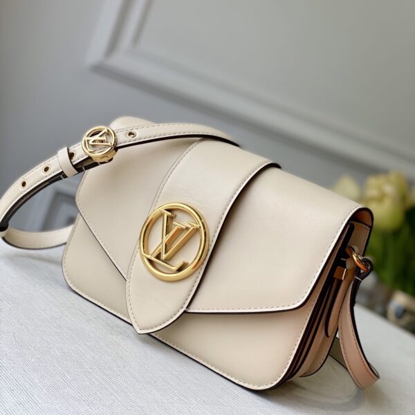 M55950 SHOULDER BAG - Image 2