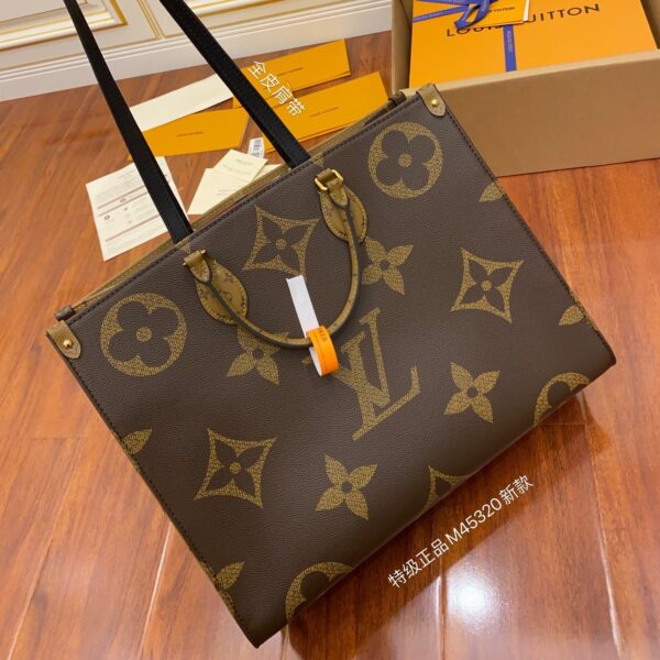 M45320 LARGE TOTE BAG - Image 3