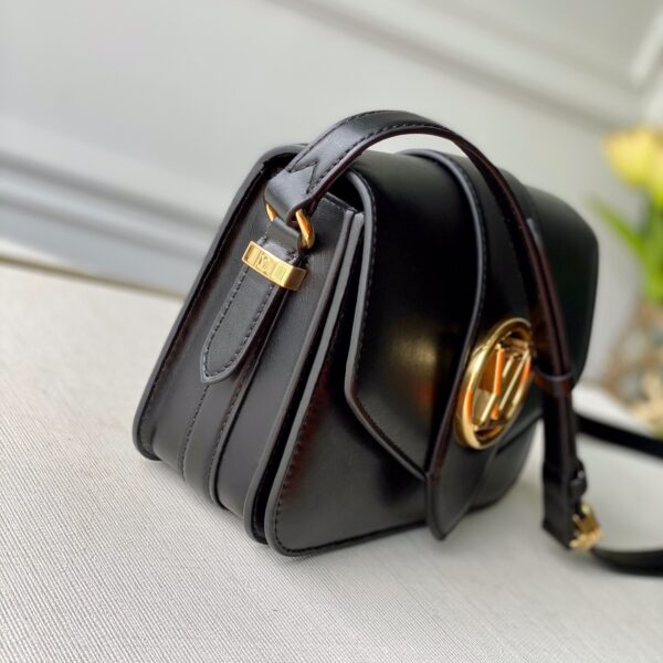 M55948 SHOULDER BAG - Image 4