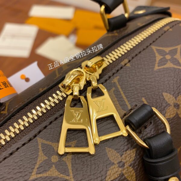 M45571 SHOULDER BAG - Image 18