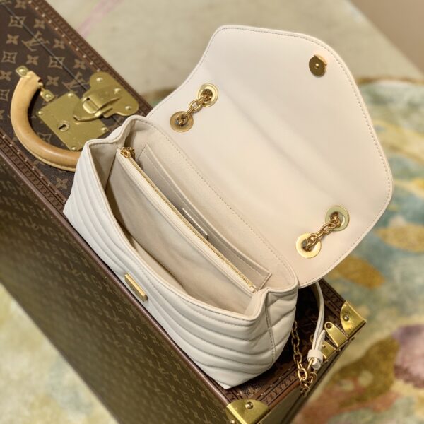 M21796 SHOULDER BAG - Image 6