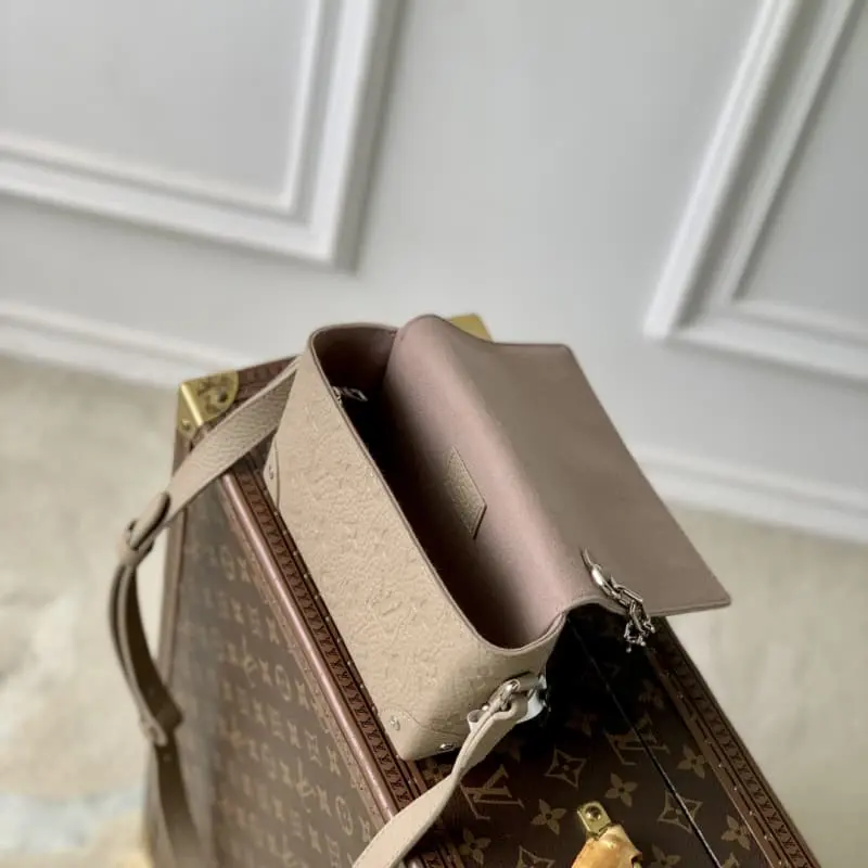 M13889 S1 18x11x6.5cm High Quality Bags - Image 9