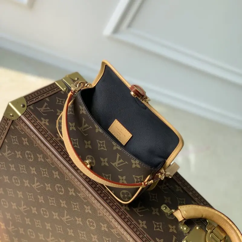 M83566 Presbyopia 19x10.5x6cm High Quality Bags - Image 9