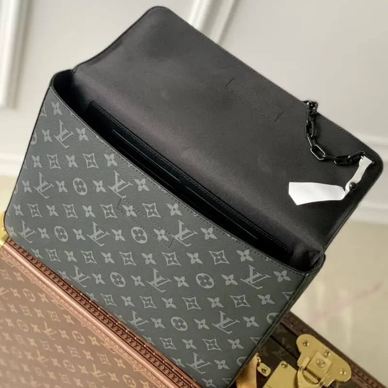 M80107 32x22x4cm High Quality Bags - Image 9