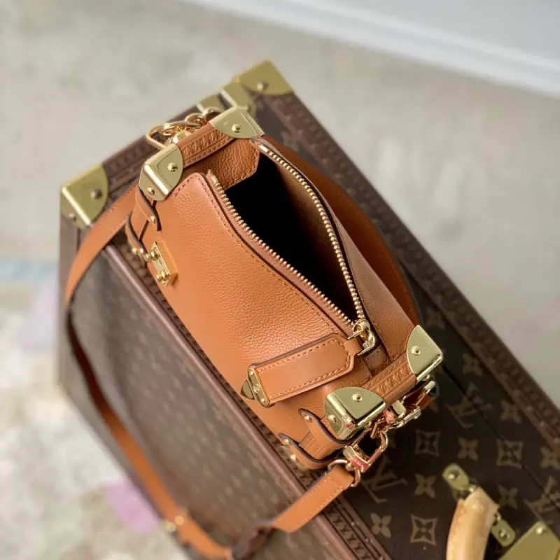 M23817 Brown 18x12.5x8cm High Quality Bags - Image 9