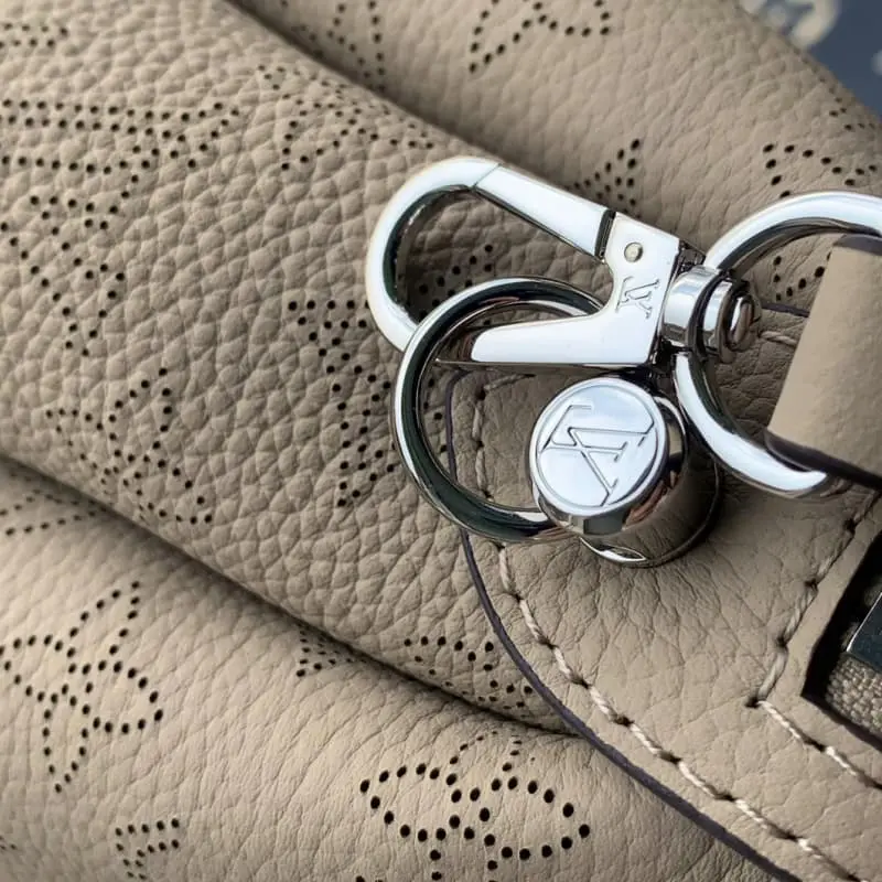 M24133 32x29x13cm High Quality Bags - Image 8