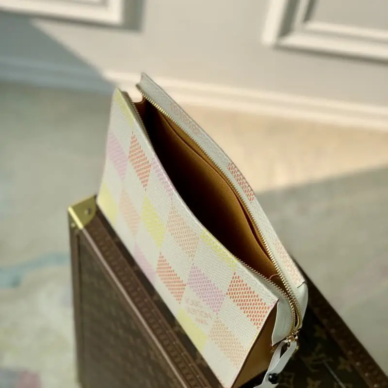 N47542 S1 26x20cm High Quality Bags - Image 8