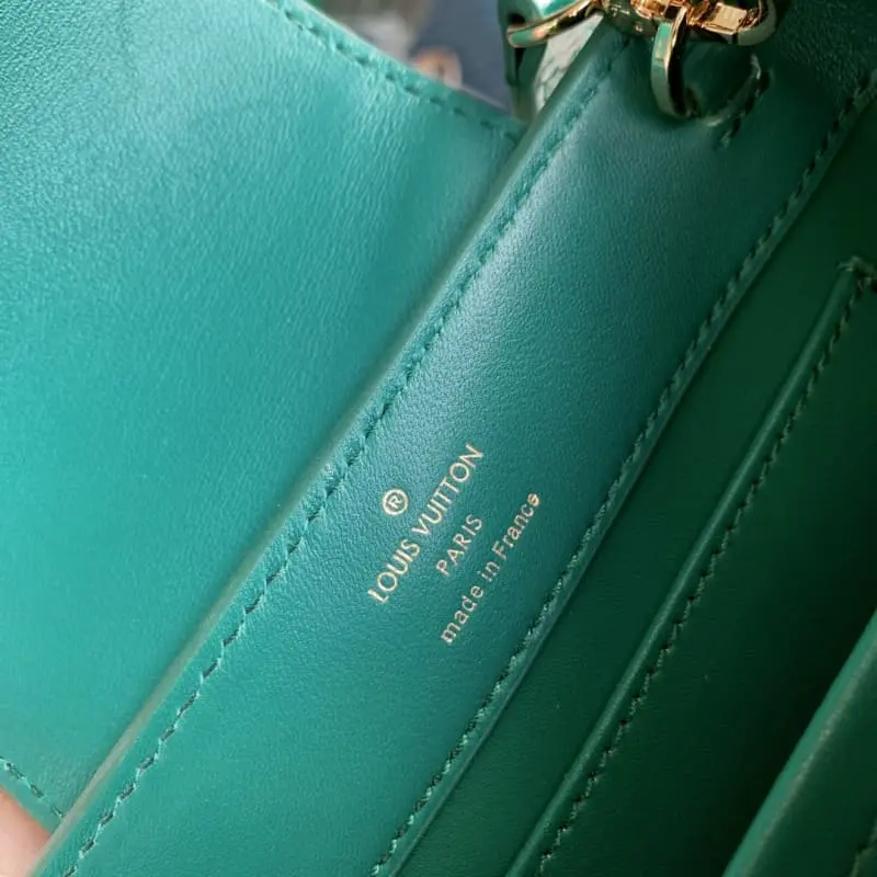 M48865 GreenMini 21x14x8cm High Quality Bags - Image 9