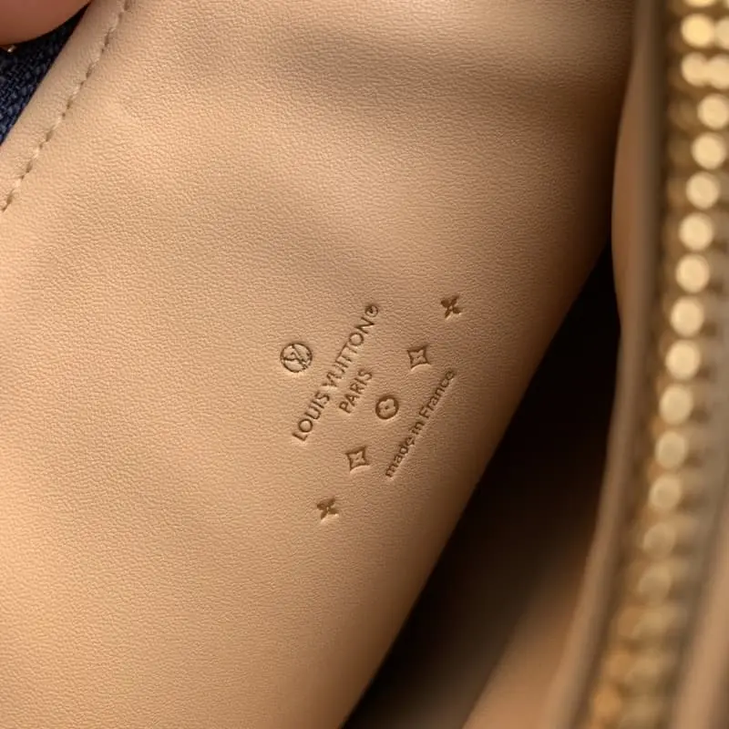 M24564 Blue 26x20x12cm High Quality Bags - Image 9