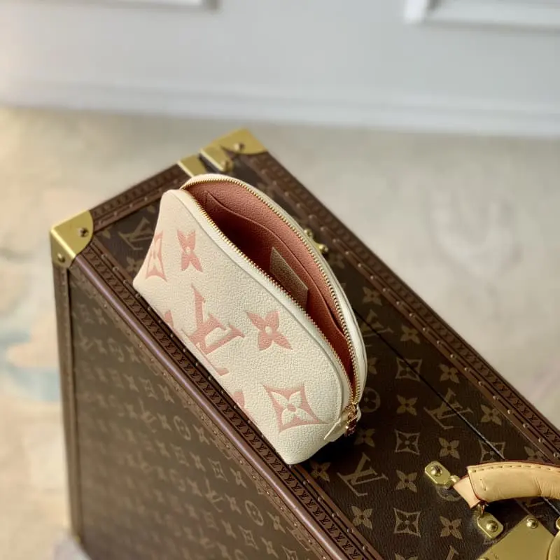 M45915 S3 17x12x6cm High Quality Bags - Image 8