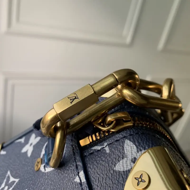 M23731 18.5x13x8cm High Quality Bags - Image 9