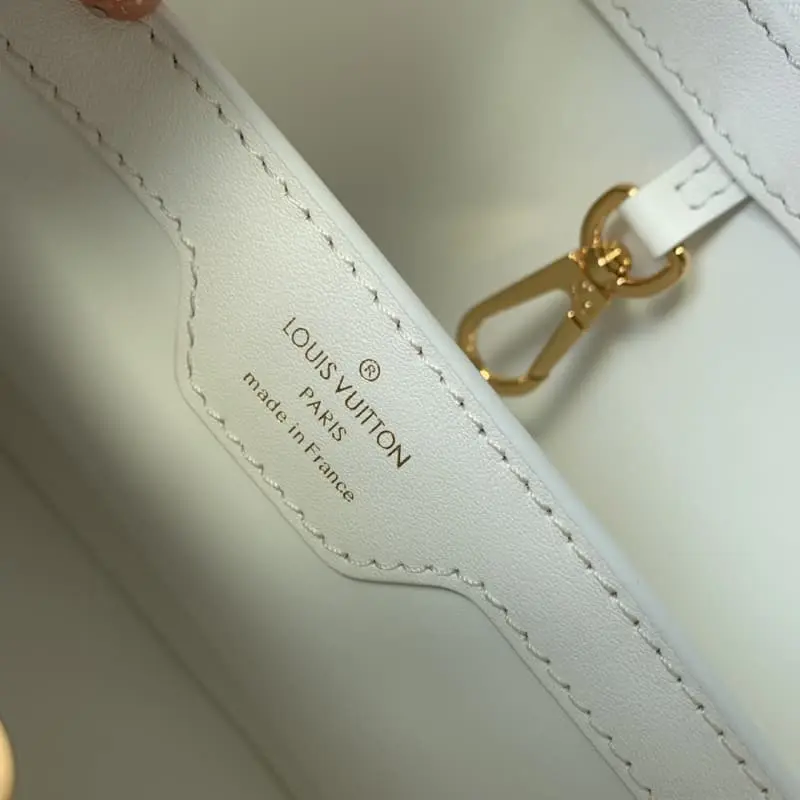 M22863 Embroidery White 31.5x20x11cm High Quality Bags - Image 9