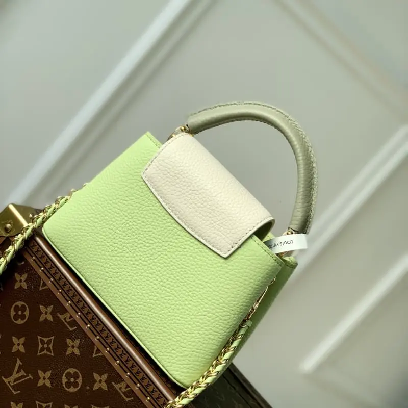 M21689 Green with White 21x14x8cm High Quality Bags - Image 9