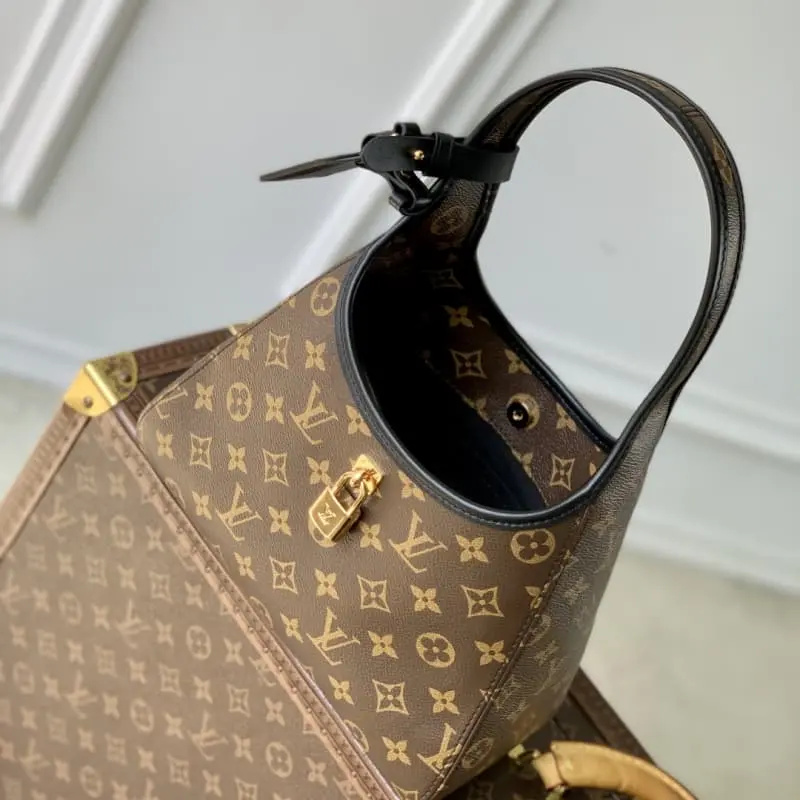 M12940 15x12x28cm High Quality Bags - Image 9