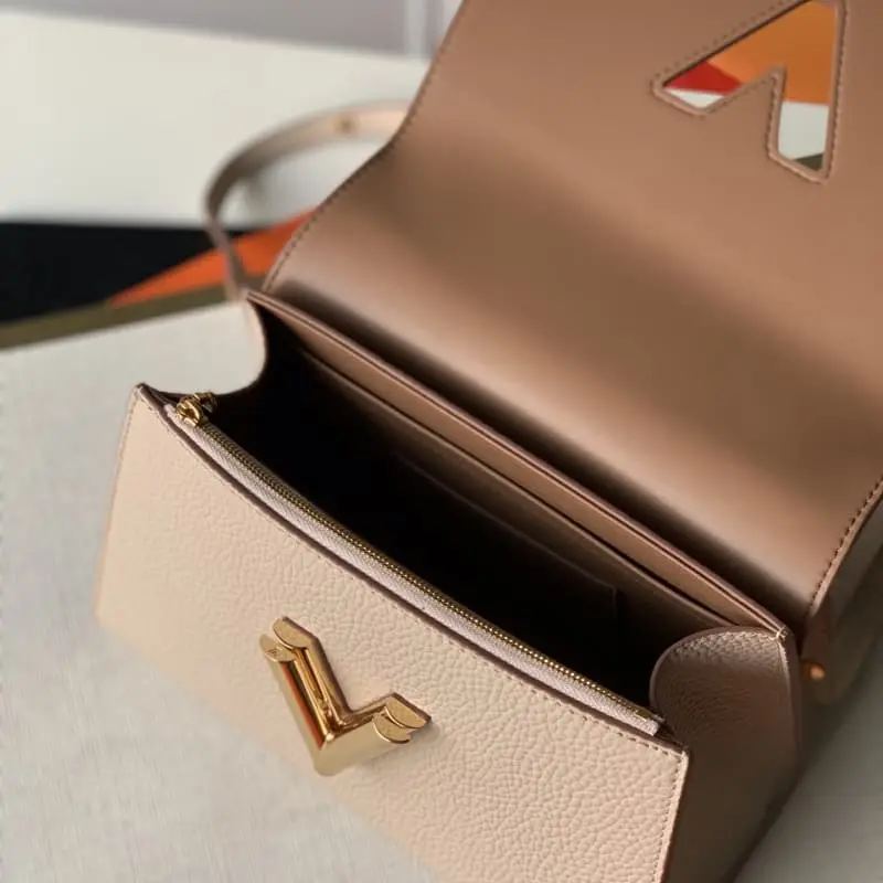 M57214 17x25x11cm High Quality Bags - Image 8