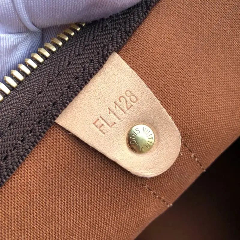 M41414 45x27x20cm High Quality Bags - Image 9