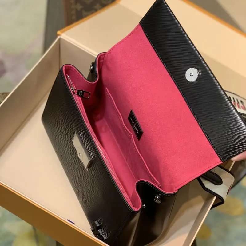 M59134 28x20x10cm High Quality Bags - Image 8