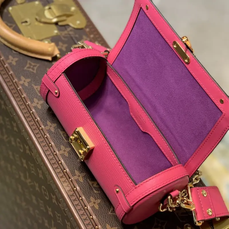 M58649 19x9x9cm High Quality Bags - Image 8