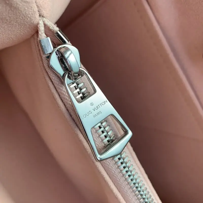 M59953 S3 30x21x13cm High Quality Bags - Image 9