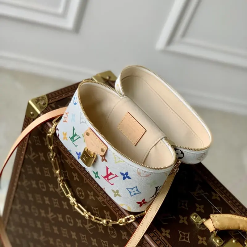 M13662 11.5x6.5x19cm High Quality Bags - Image 9