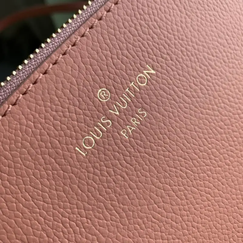 M45686 32x29x17cm High Quality Bags - Image 9