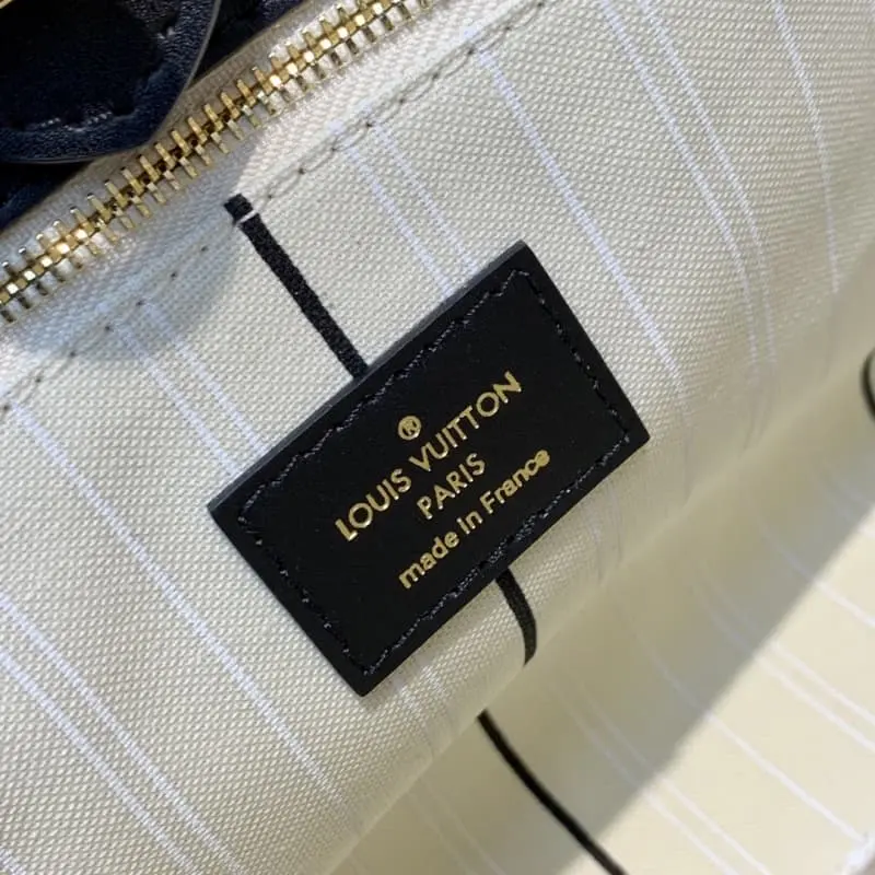 M95505 S1 25x20x12cm High Quality Bags - Image 9