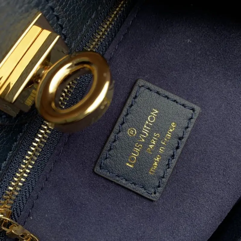 M21585 25x20x12cm High Quality Bags - Image 9