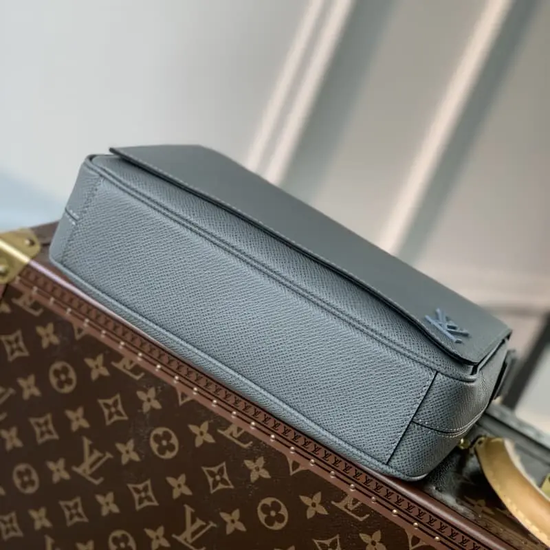 M30851 26x20x7cm High Quality Bags - Image 9