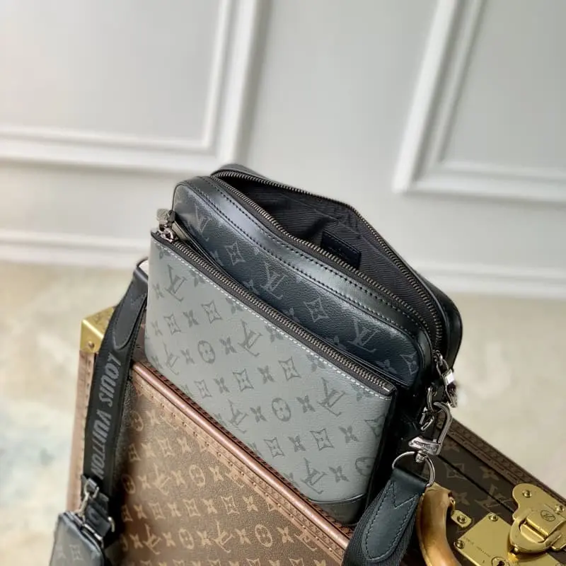 M69443 18.5x7x25cm High Quality Bags - Image 9