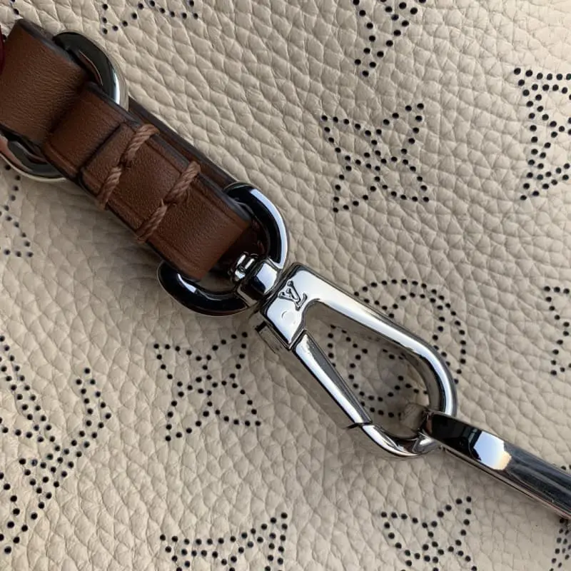 M54353 S3 34x18.5x13cm High Quality Bags - Image 9