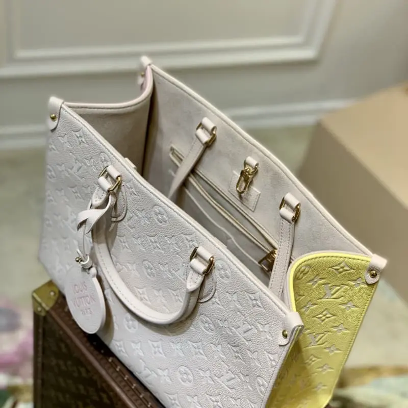 M46128 S1 35x27x14cm High Quality Bags - Image 9