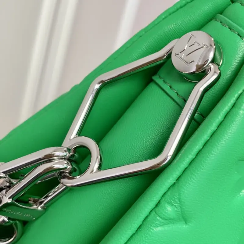 M57936 26x20x12cm High Quality Bags - Image 9