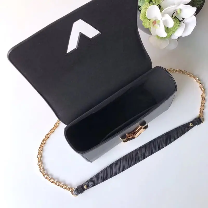 M50280 Black 23x18x8cm High Quality Bags - Image 9