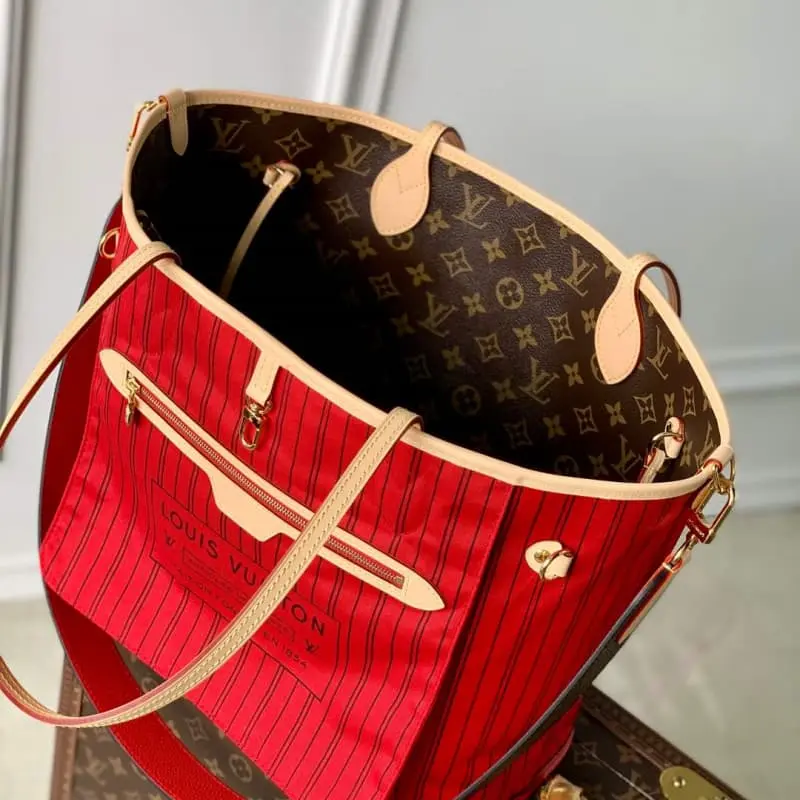 M12096 Red 31x29x14cm High Quality Bags - Image 15