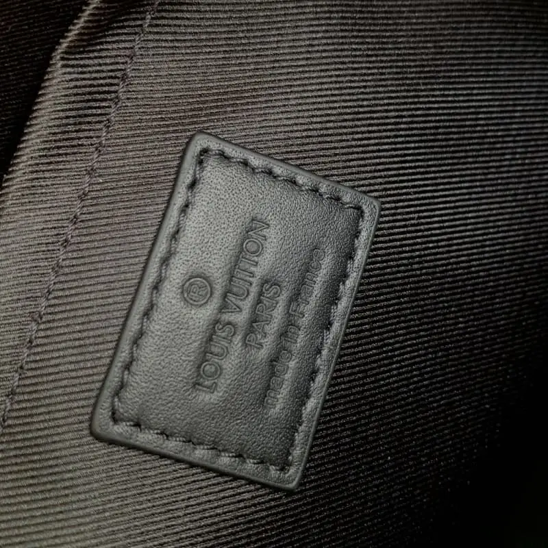 N40452 27x17x13cm High Quality Bags - Image 9