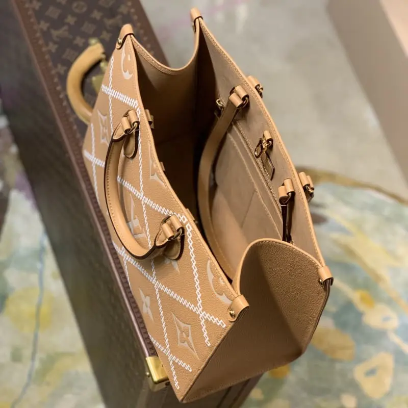 M46015 35x27x14cm High Quality Bags - Image 8