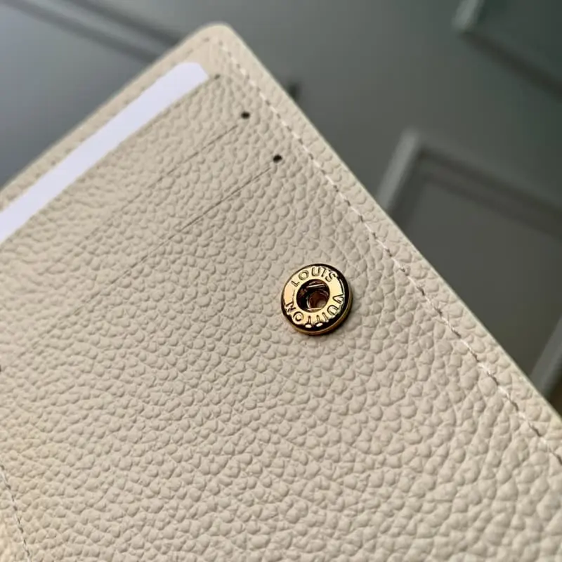 M81927 11x8.5x3.5cm High Quality Bags - Image 8