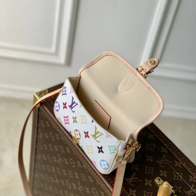 M14194 S2 19x10.5x6cm High Quality Bags - Image 9