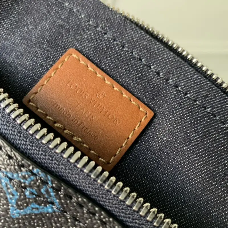 M46339 27x17x13cm High Quality Bags - Image 8