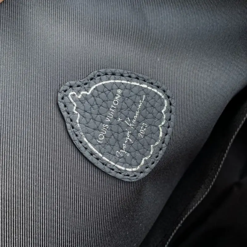 M21676 44x34x16cm High Quality Bags - Image 9