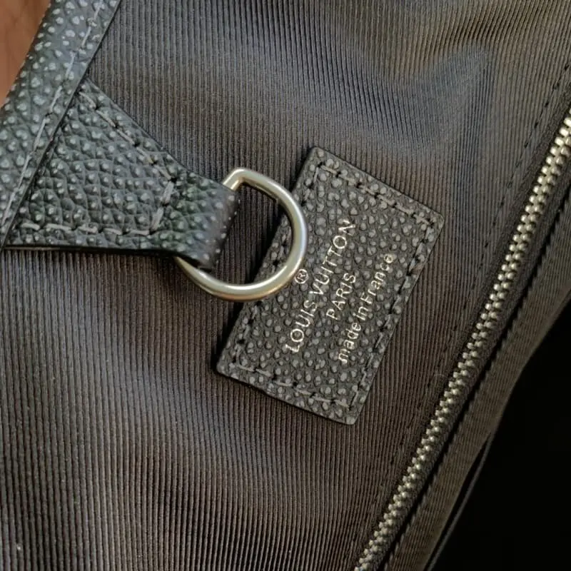 M46403 41x48x13cm High Quality Bags - Image 9