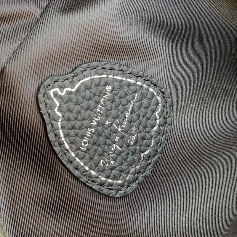 M21677 21.5x15x7cm High Quality Bags - Image 9