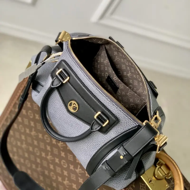 M14702 15x15x38cm High Quality Bags - Image 9