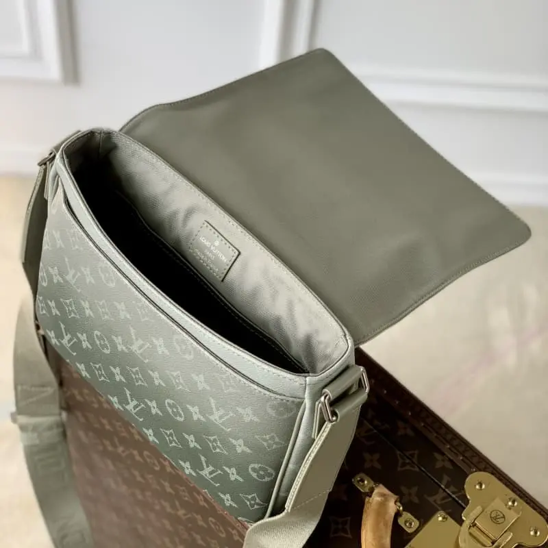 M11593 20x7x26cm High Quality Bags - Image 9