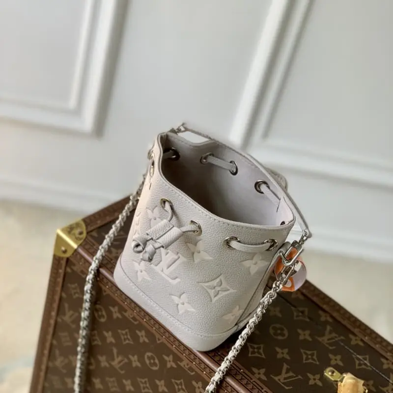 M46291 Taro Purple 16x10x13cm High Quality Bags - Image 9