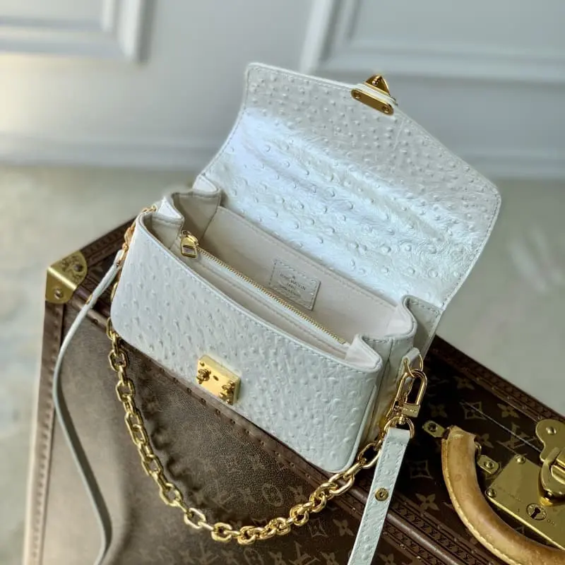 N85902 White 21.5x13.5x6cm High Quality Bags - Image 9