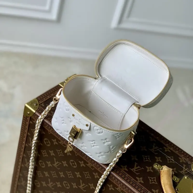 M25219 19x13x11cm High Quality Bags - Image 9